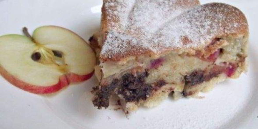 Рецепт красивая шарлотка с яблоками