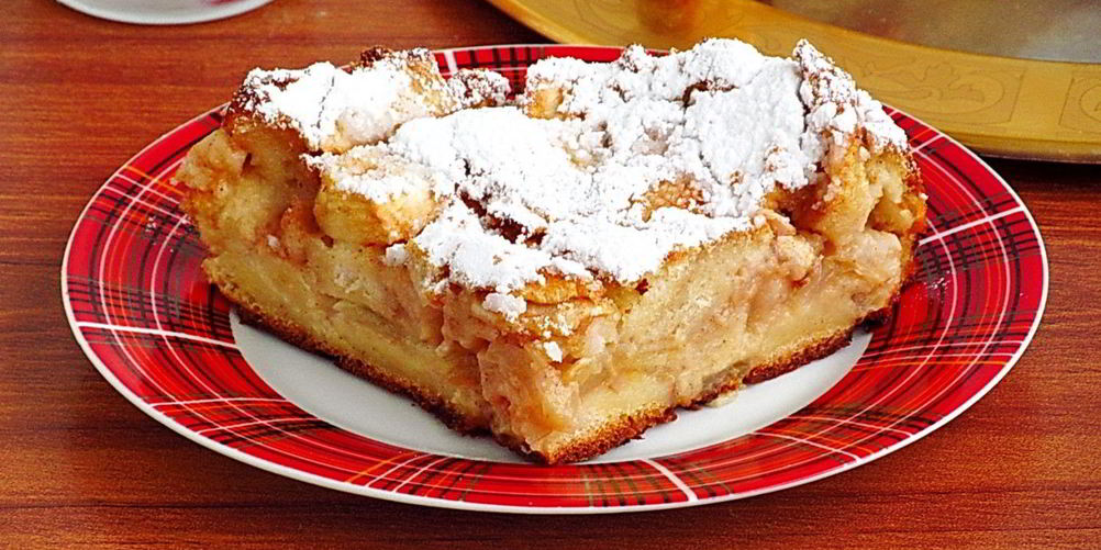 Рецепт шарлотка из белого хлеба