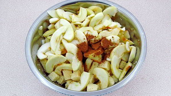 шарлотка из белого хлеба