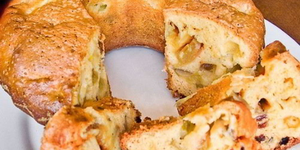 Рецепт шарлотка с ревенем