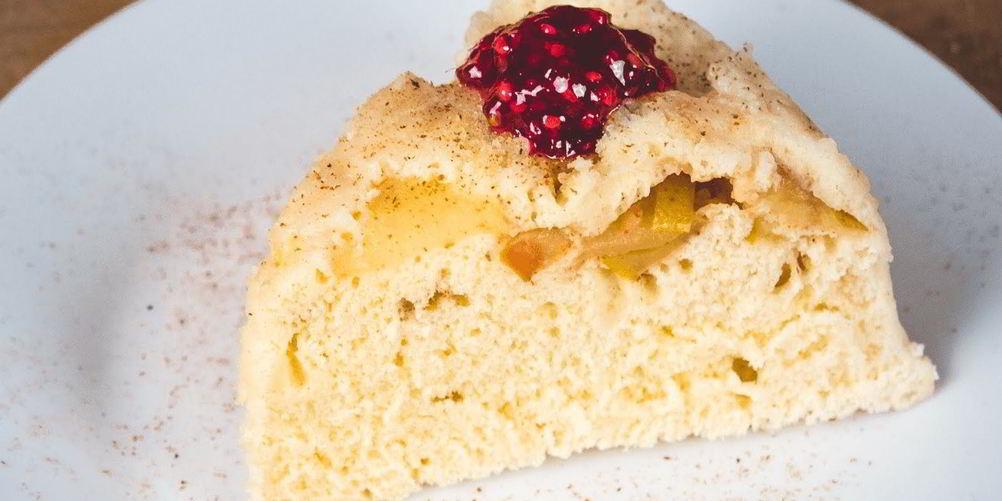 Рецепт шарлотка с яблоками в микроволновке