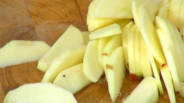 шарлотка с ягодами