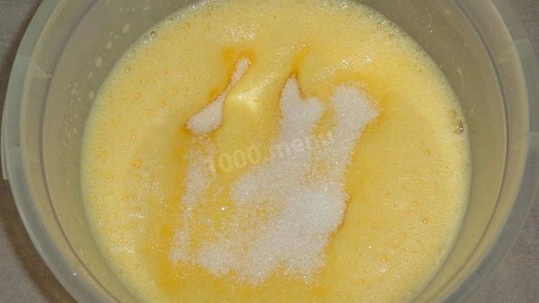 шарлотка со сливами