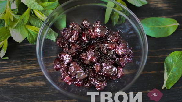 штрудель с вишней