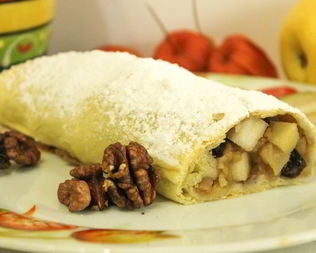 Штрудель с яблоками