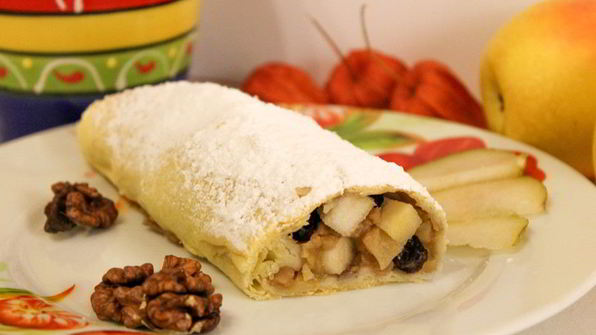 штрудель с яблоками