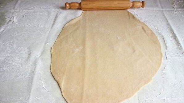 вишневый штрудель