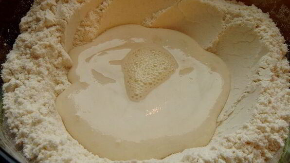 слойки-маковки, круассаны, пеновани и все из слоено-дрожжевого теста