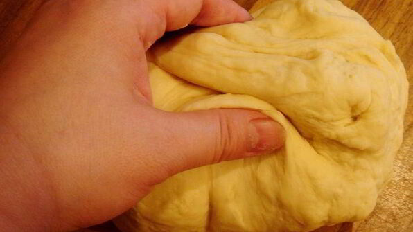 слойки-маковки, круассаны, пеновани и все из слоено-дрожжевого теста