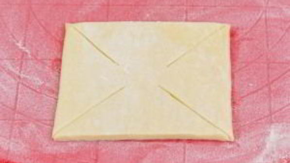 слойки с абрикосами