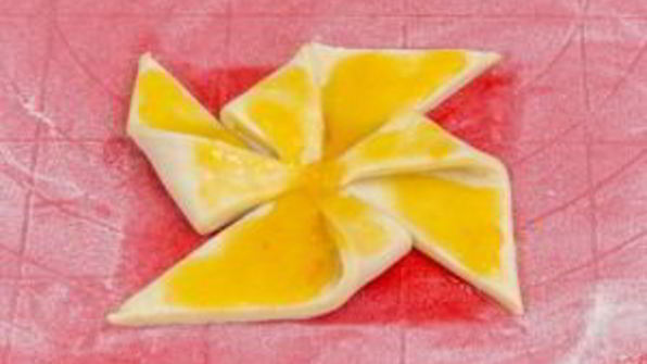 слойки с абрикосами