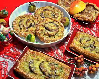 Слойки с картошкой и лососем