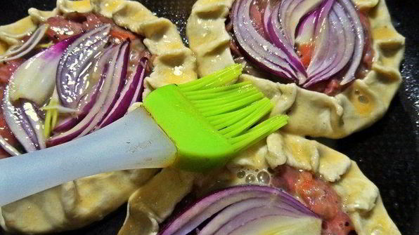 слойки с картошкой и лососем