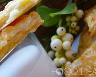 Слойки с картошкой и сыром