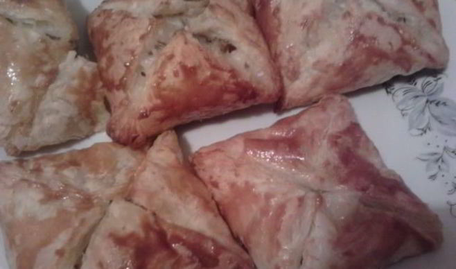 Слойки с курицей и картошкой