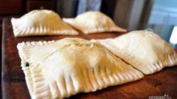 слойки с курицей и сыром