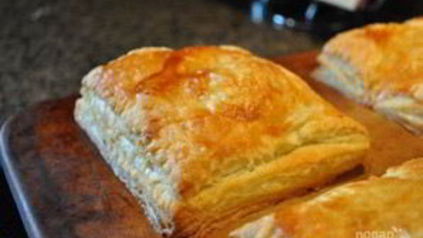 слойки с курицей и сыром