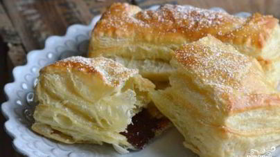 Слойки с шоколадом