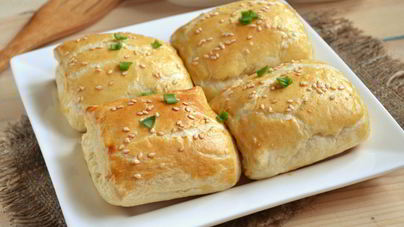 Слойки с сыром из готового слоеного теста