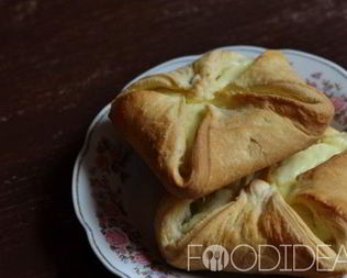 Слойки с творогом