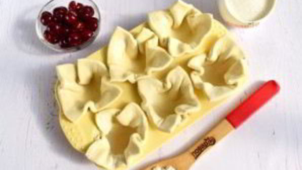 слойки с вишней