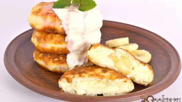 кокосовые сырники с бананом
