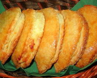 Сочники с творожной начинкой в духовке