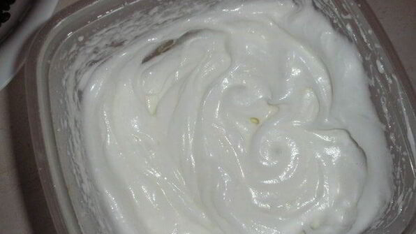 сырник с шоколадными каплями и брауни