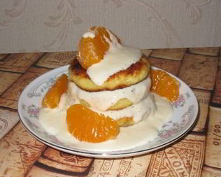 Сырники с изюмом и курагой