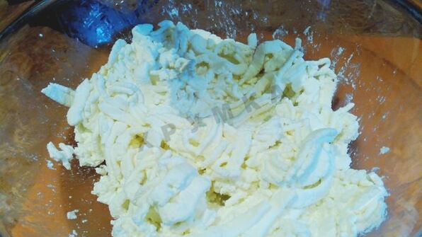 сырники с клубникой и клубничным сиропом