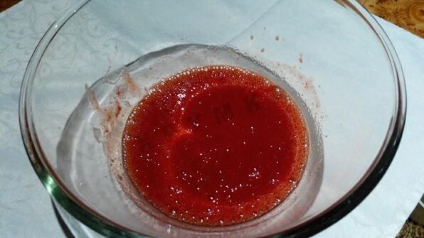 сырники с клубникой и клубничным сиропом