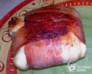 Сырники с зеленью в беконе