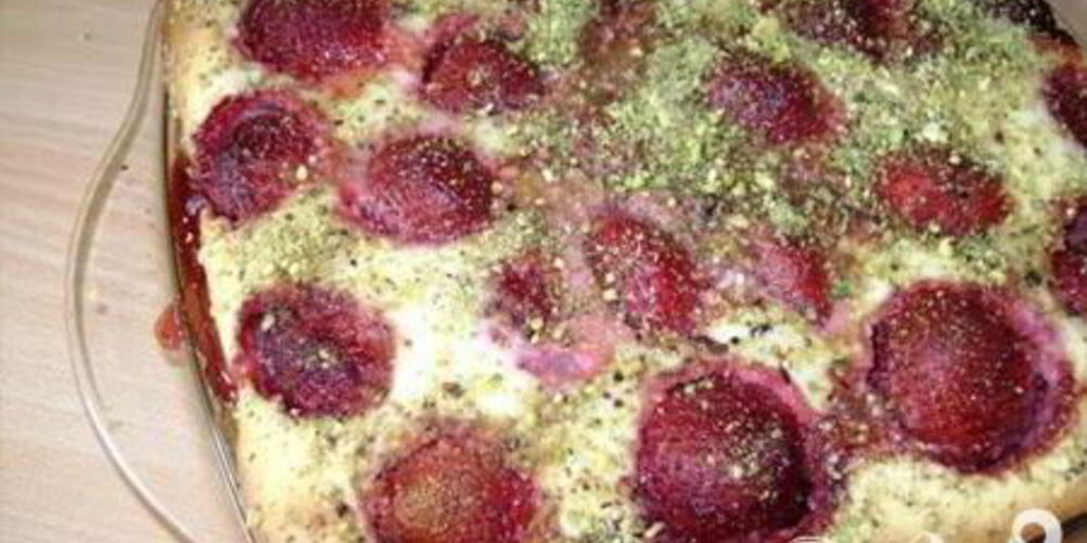 Рецепт творожник с клубникой