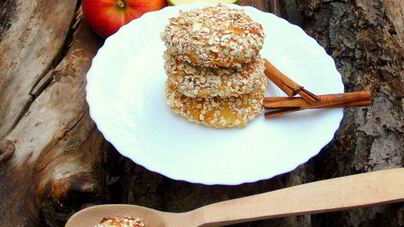 Яблочные сырники в овсяной панировке без муки