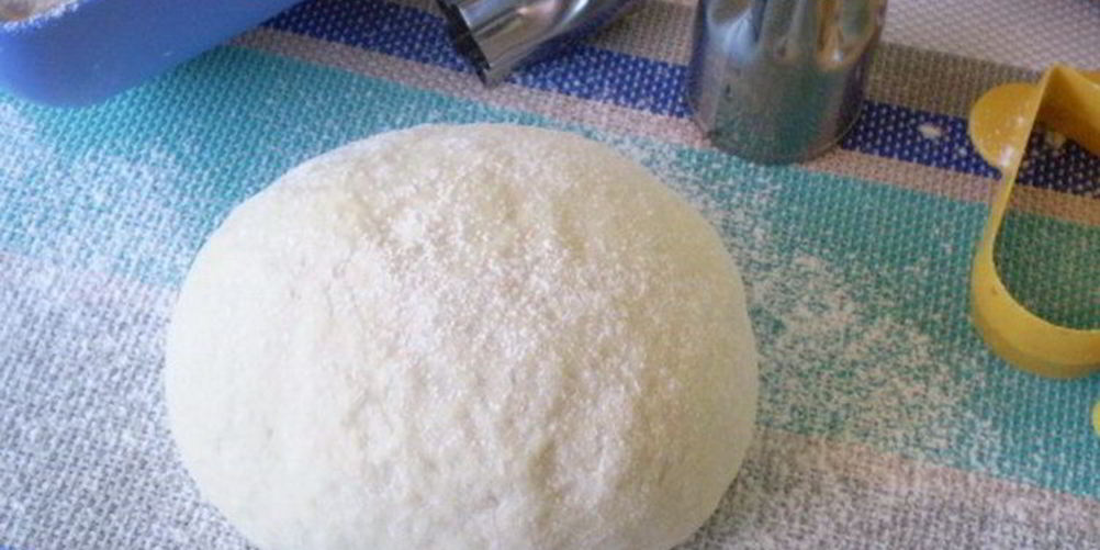 Рецепт бездрожжевое тесто на кефире