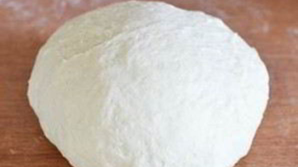 дрожжевое тесто на сковороде