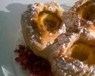 Дрожжевое тесто с яблоками