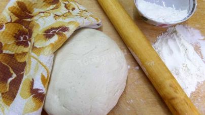 Сдобное тесто на булочки на дрожжах