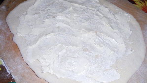 слоеное дрожжевое тесто