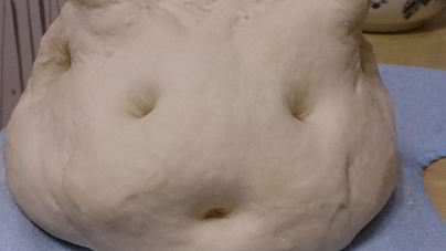 Тонкое тесто для пиццы с медом