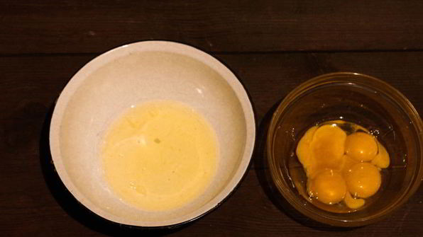 бисквит с яблоками