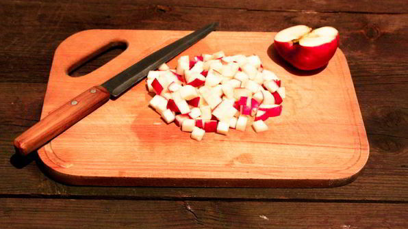 бисквит с яблоками