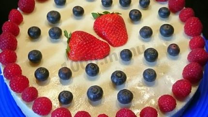 Бисквитно йогуртовый торт с фруктами