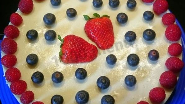 бисквитно йогуртовый торт с фруктами