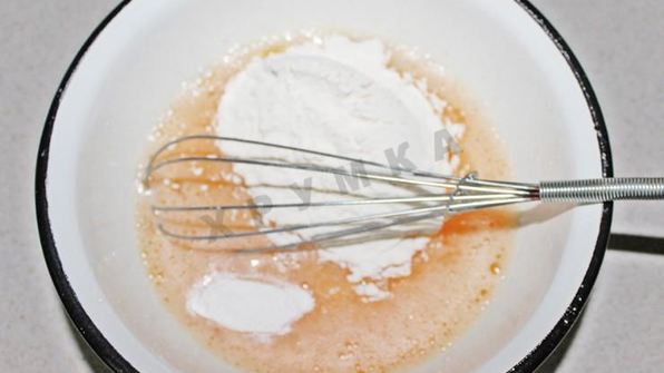 бисквитный торт фруктовый