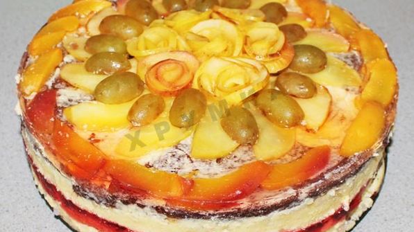 бисквитный торт фруктовый