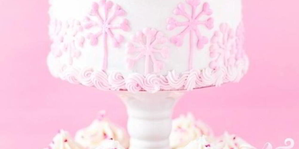 Рецепт клубничный торт с шоколадным кремом и глазурью