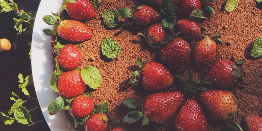 Рецепт шоколадный сыроедческий торт