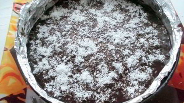 шоколадный торт с бананами