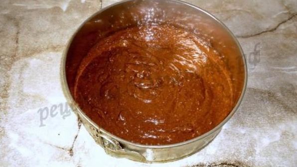 шоколадный торт с вишней и сливками